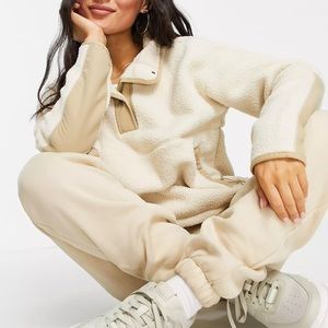 The Northface Cragmont 1/4 zip fleece in White